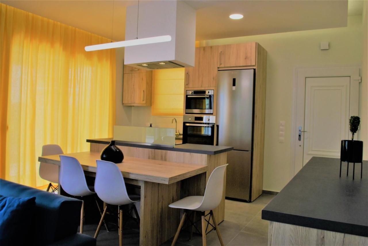 Q Luxury Rooms Paleros Palairos Exterior foto