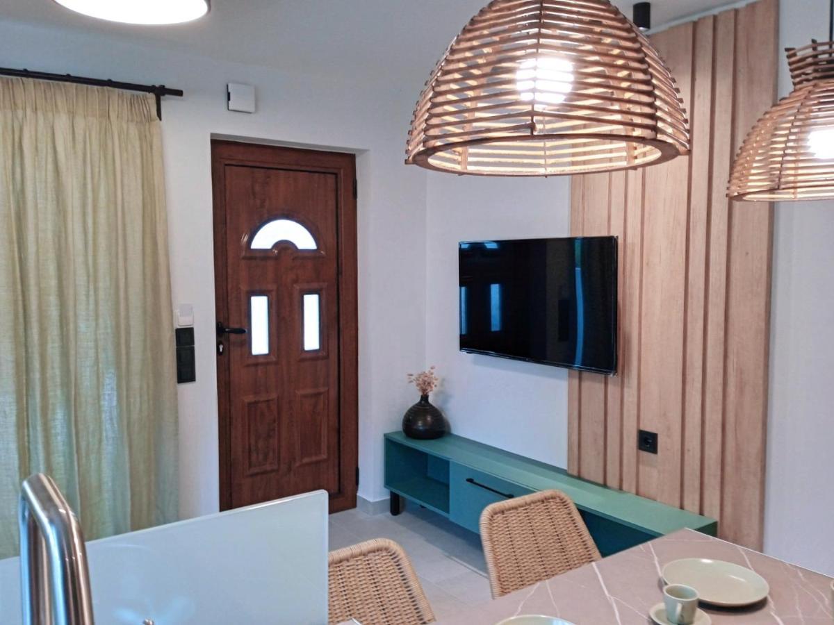 Q Luxury Rooms Paleros Palairos Exterior foto