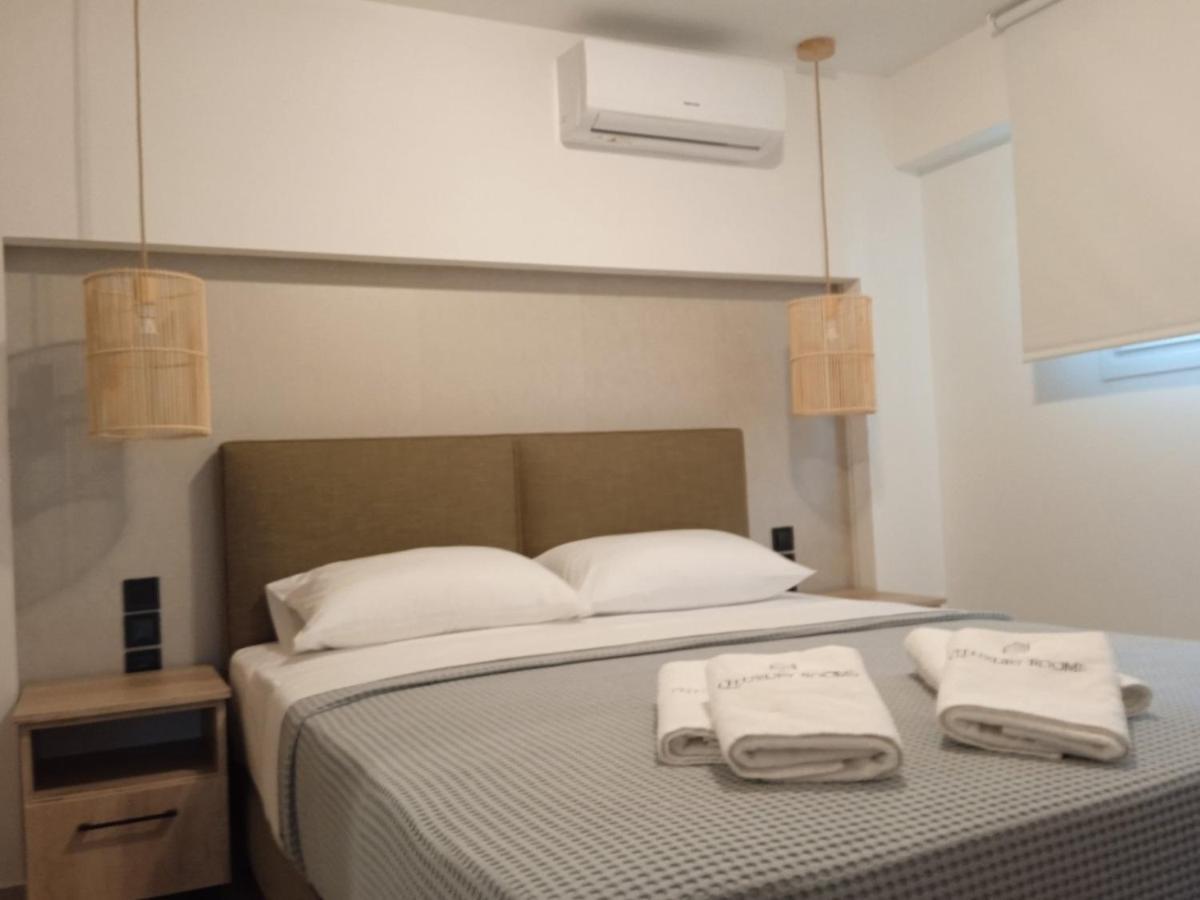Q Luxury Rooms Paleros Palairos Exterior foto