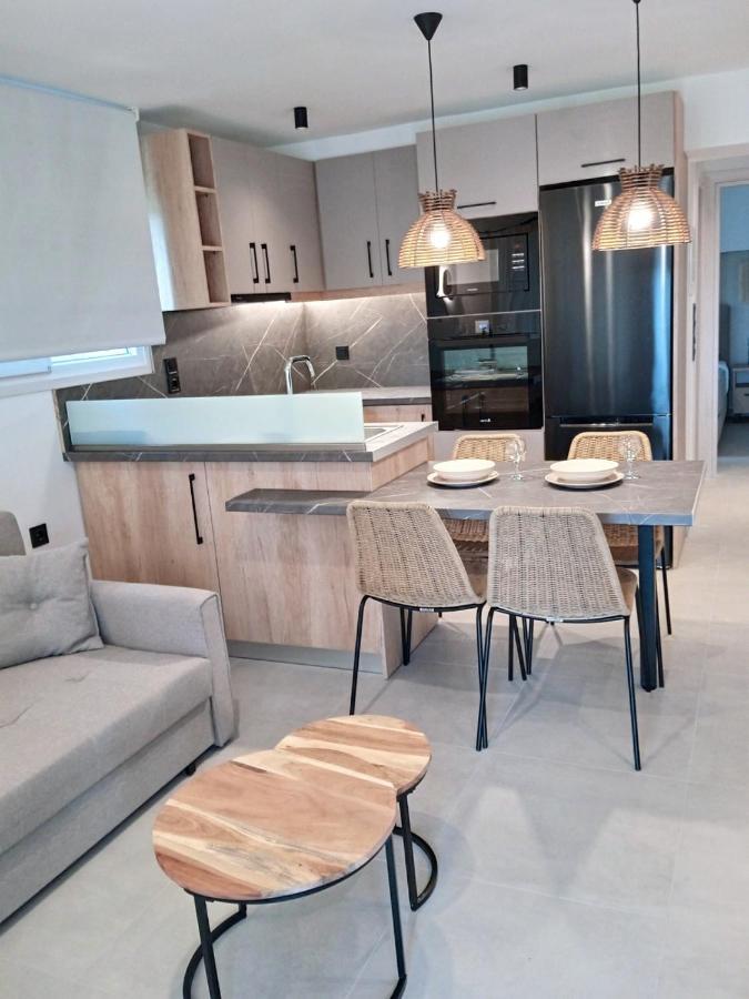 Q Luxury Rooms Paleros Palairos Exterior foto