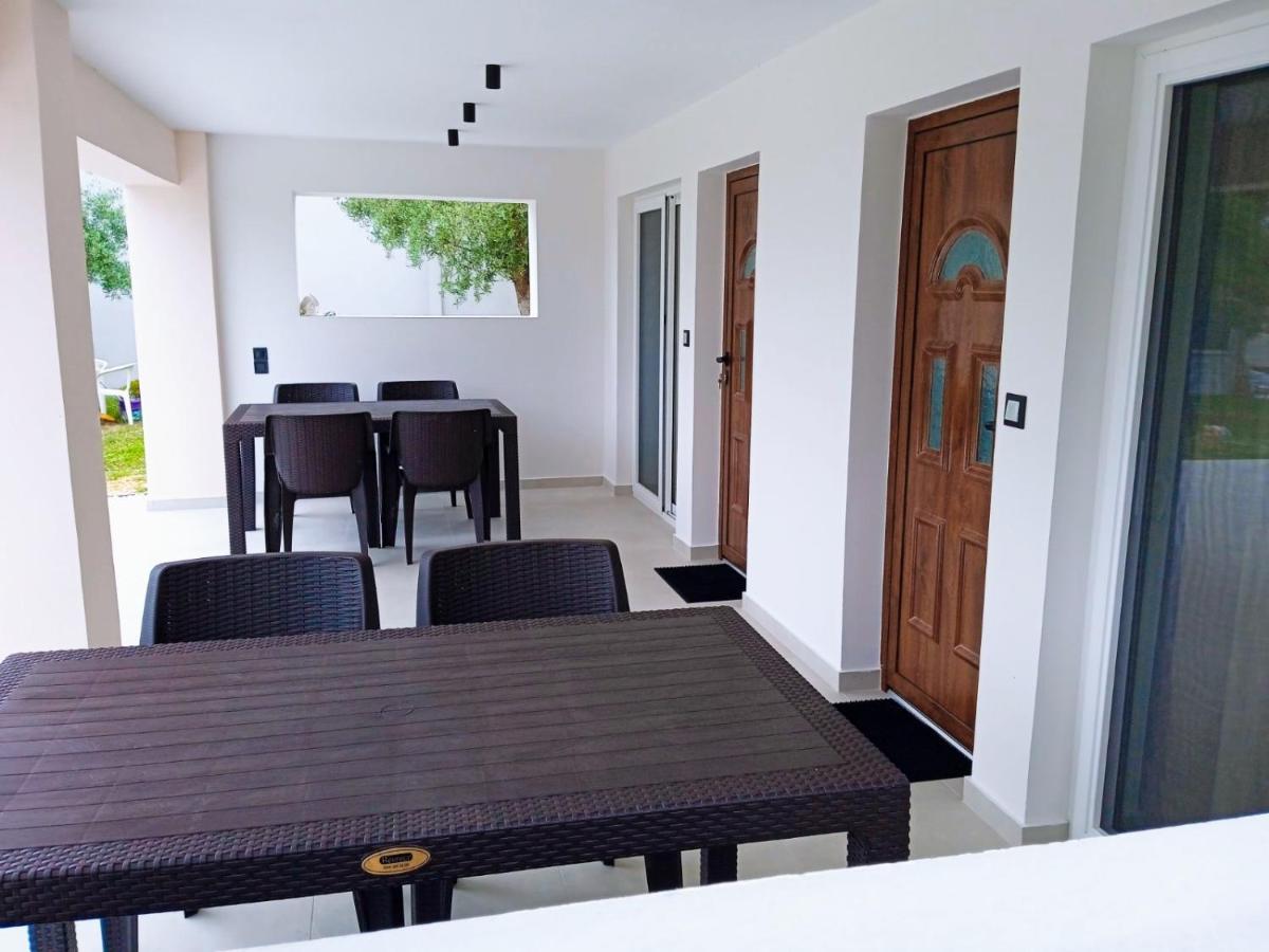 Q Luxury Rooms Paleros Palairos Exterior foto